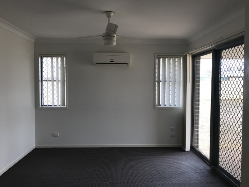 14 Lakeside Drive, Emerald QLD 4720