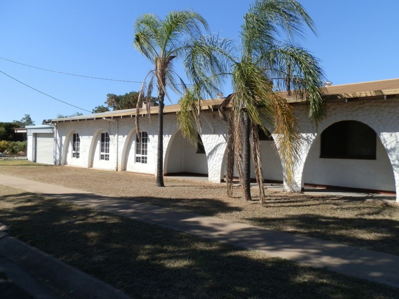 89 Harris Street, Emerald QLD 4720