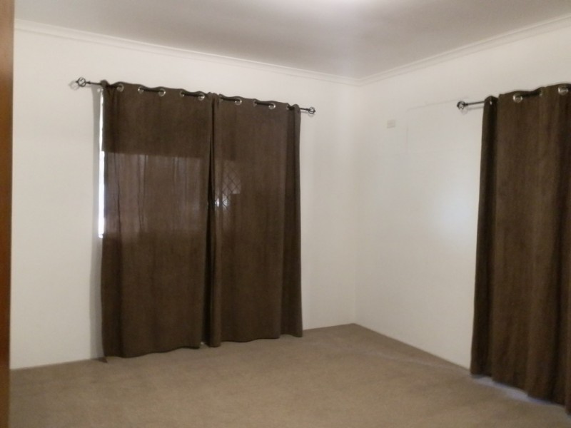 89 Harris Street, Emerald QLD 4720