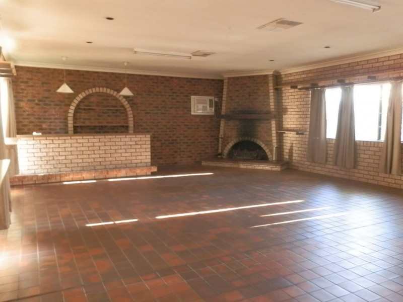 89 Harris Street, Emerald QLD 4720