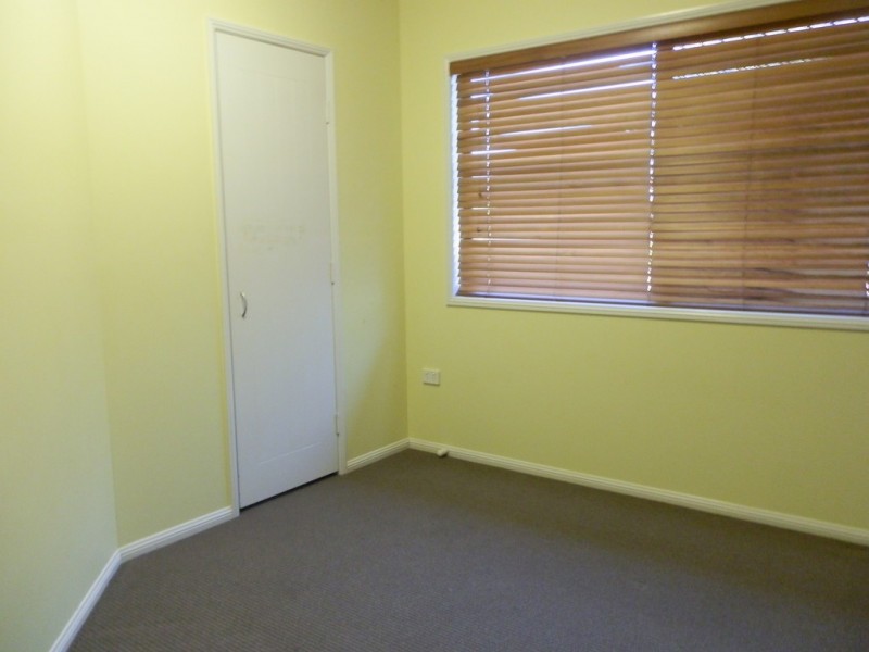 1 Fig Tree Court, Emerald QLD 4720