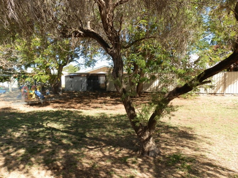 80 Braeside Road, Emerald QLD 4720