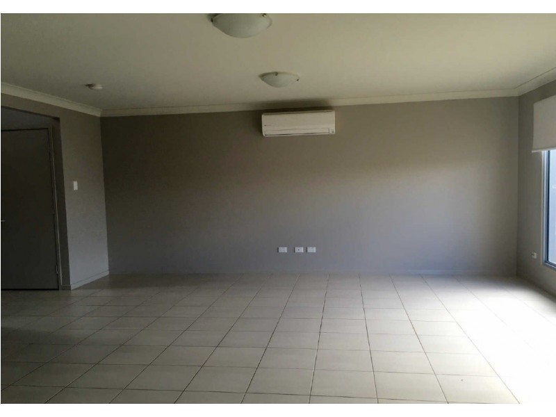 4/44 Kassidy Drive, Emerald QLD 4720