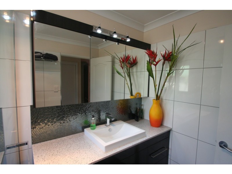 52 Crinum Crescent, Emerald QLD 4720