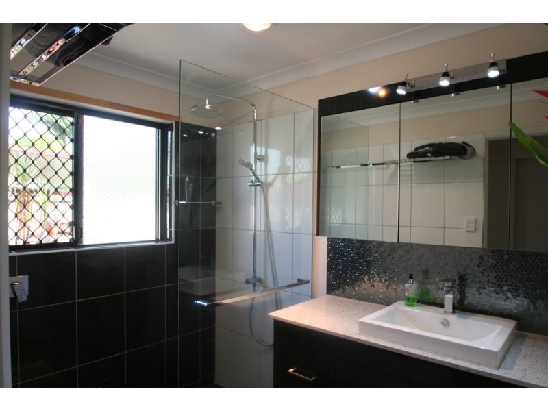 52 Crinum Crescent, Emerald QLD 4720