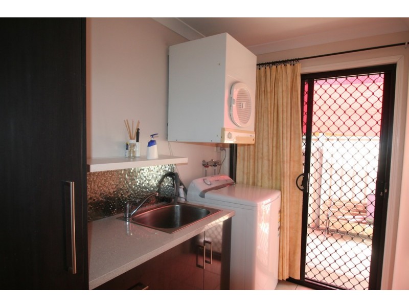 52 Crinum Crescent, Emerald QLD 4720