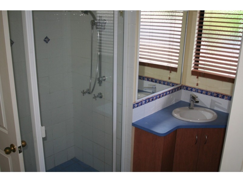 39 Jacqueline Drive, Emerald QLD 4720