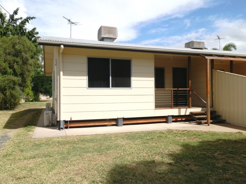 1/108 Ruby Street, Emerald QLD 4720