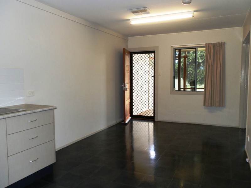 1/108 Ruby Street, Emerald QLD 4720