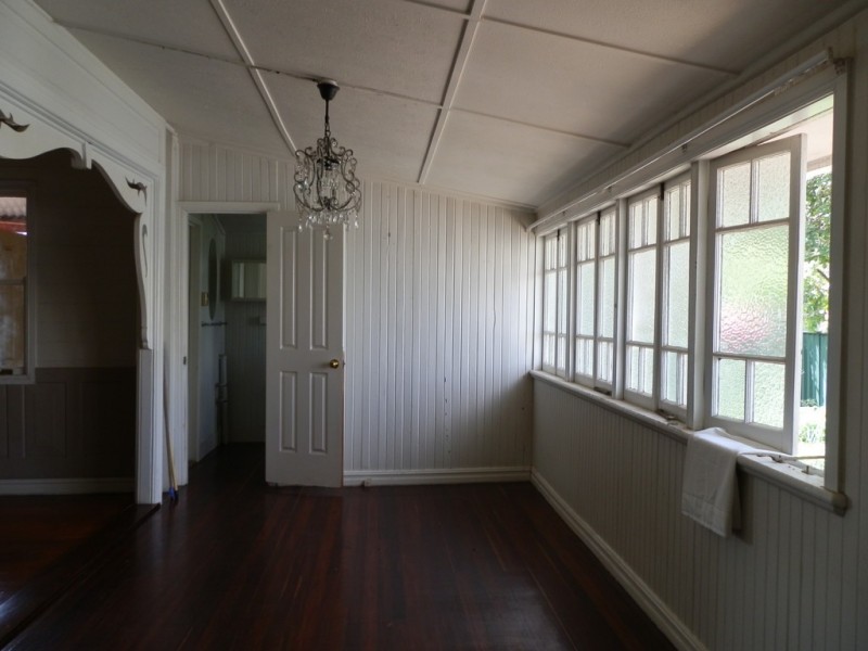 80 Church Lane, Emerald QLD 4720