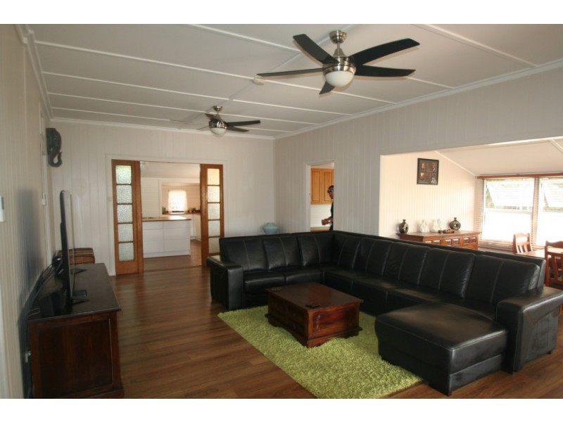 57 Retro Street, Emerald QLD 4720