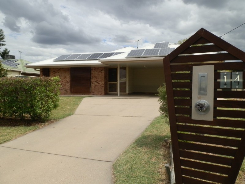14 Jacqueline Drive, Emerald QLD 4720