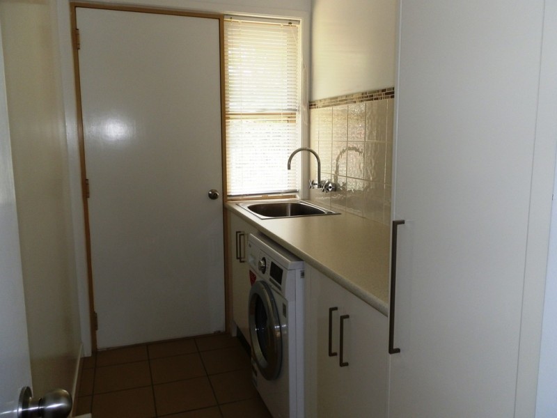 14 Jacqueline Drive, Emerald QLD 4720