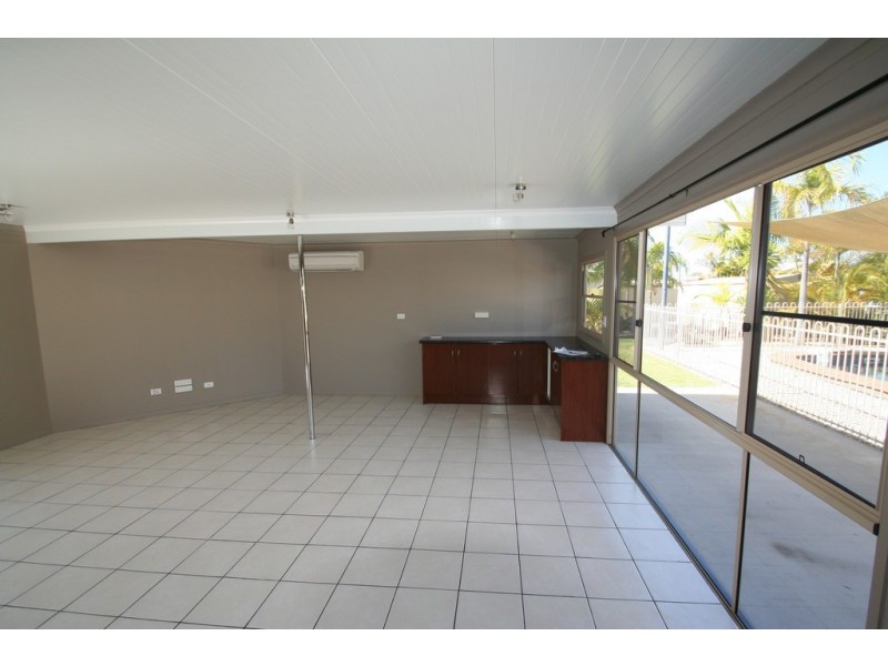 6 Stephanie Court, Emerald QLD 4720