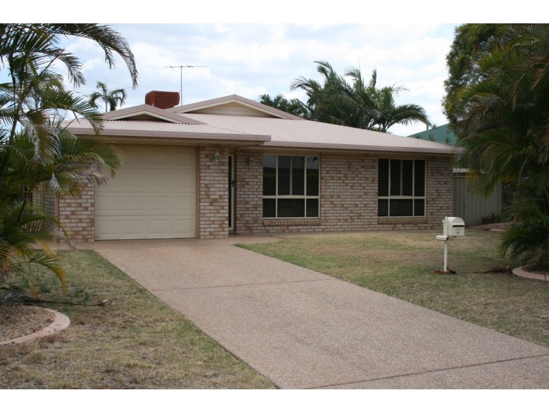 9 Dodd Drive, Emerald QLD 4720