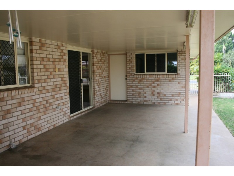 9 Dodd Drive, Emerald QLD 4720