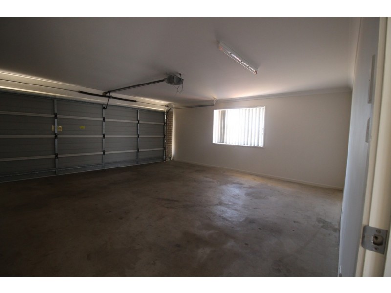 1 Lightening Street, Emerald QLD 4720