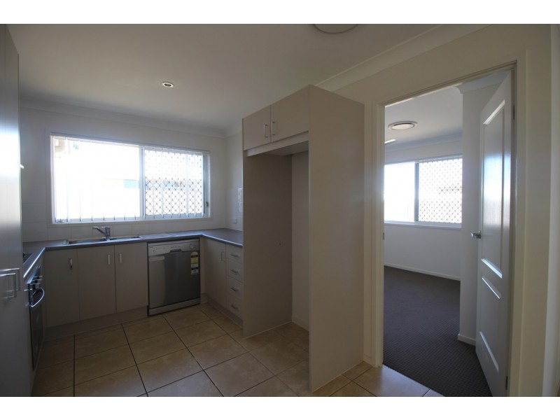 1 Lightening Street, Emerald QLD 4720