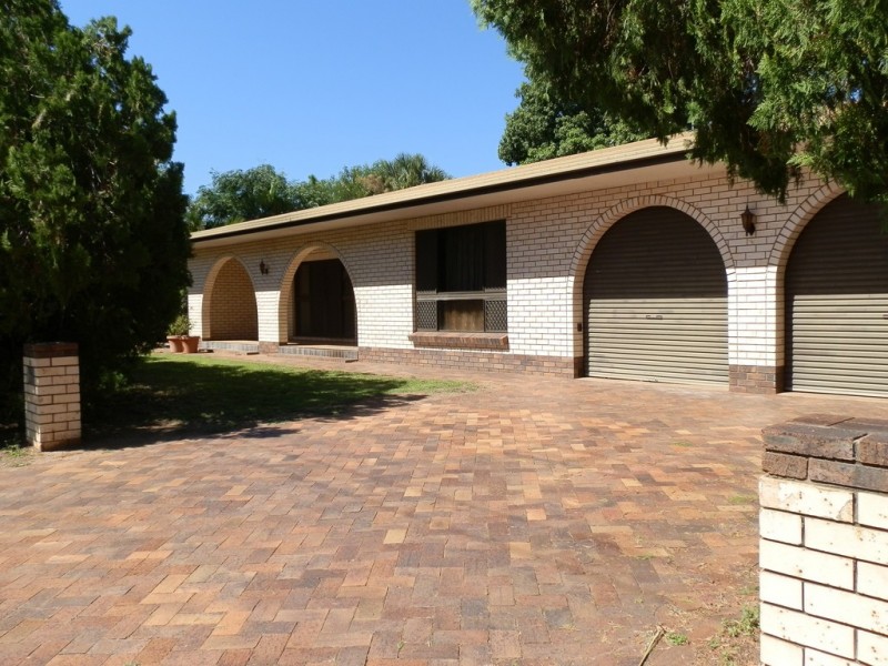 14 Theresa Street, Emerald QLD 4720
