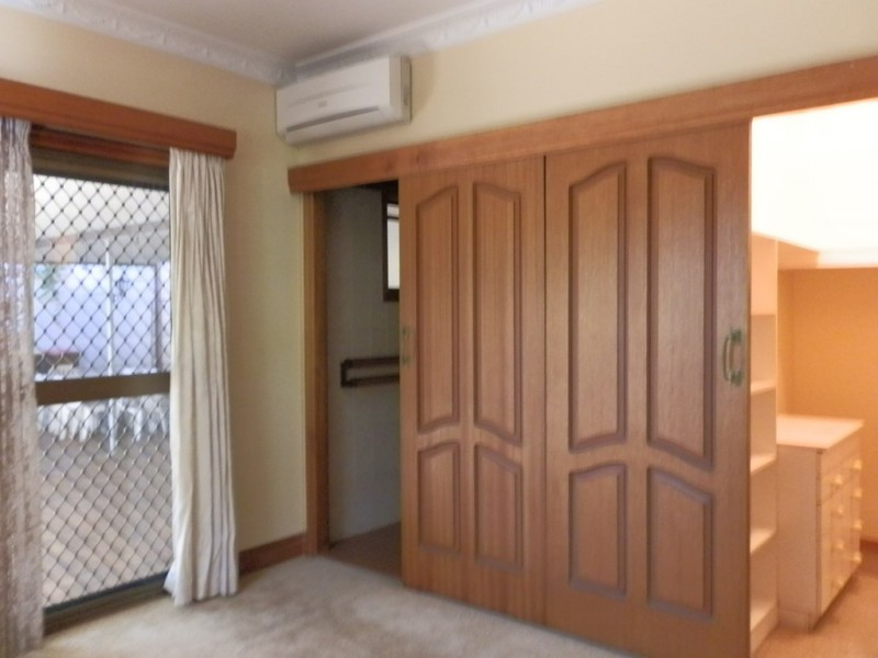 14 Theresa Street, Emerald QLD 4720