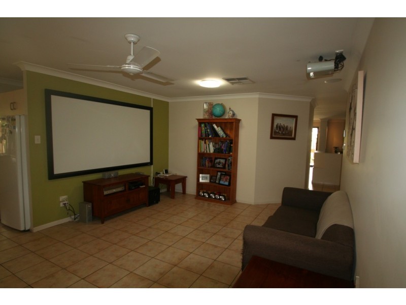56 Crinum Crescent, Emerald QLD 4720