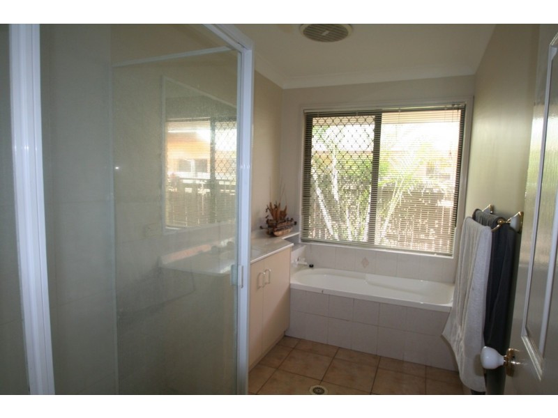 56 Crinum Crescent, Emerald QLD 4720