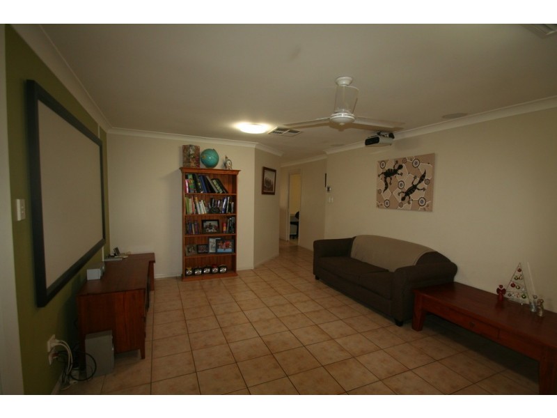56 Crinum Crescent, Emerald QLD 4720