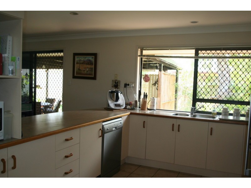 56 Crinum Crescent, Emerald QLD 4720