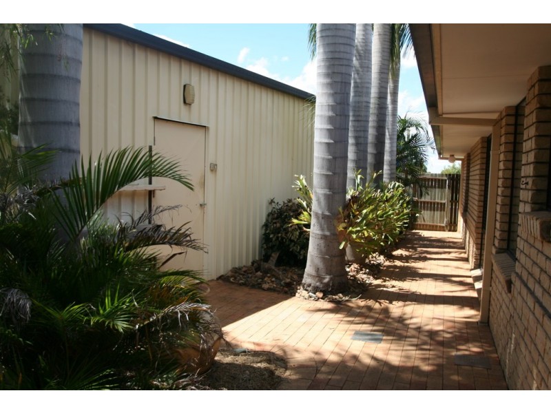 56 Crinum Crescent, Emerald QLD 4720