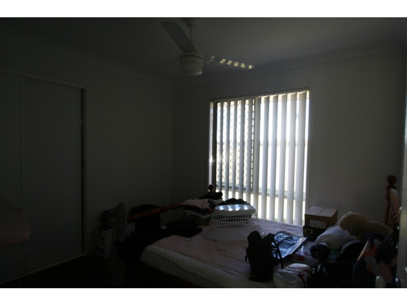 33 Lakeside Drive, Emerald QLD 4720