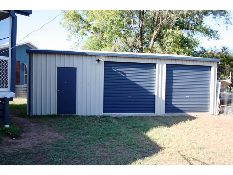 88 Moody Street, Emerald QLD 4720