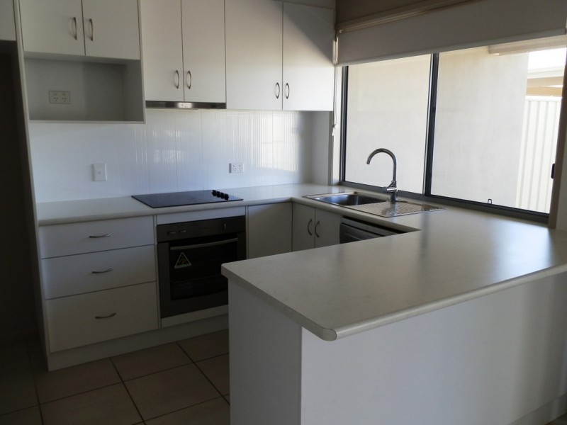 5/44 Kassidy Drive, Emerald QLD 4720