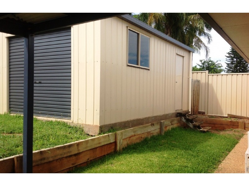 19 Berthun Street, Emerald QLD 4720