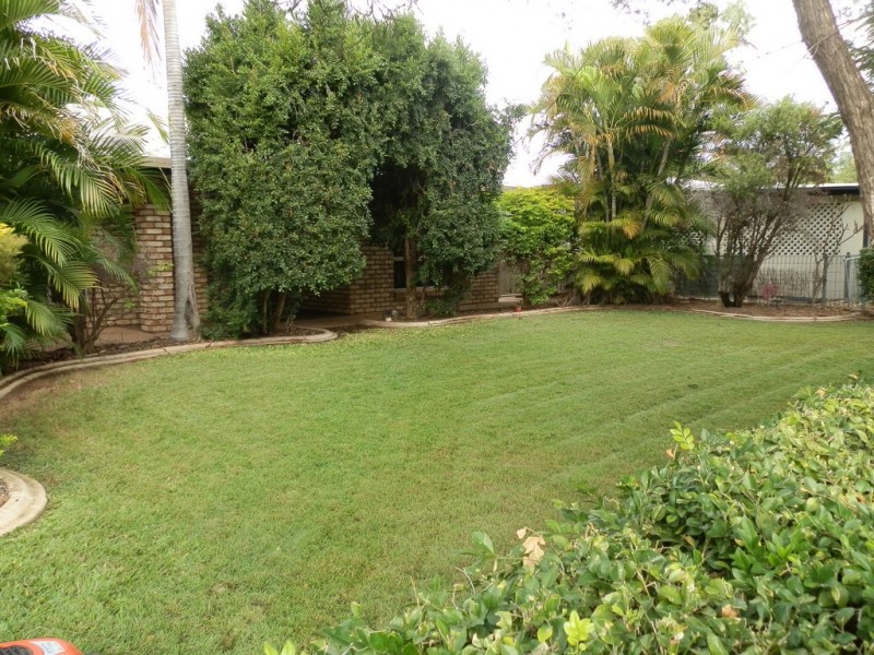 136 Opal Street, Emerald QLD 4720