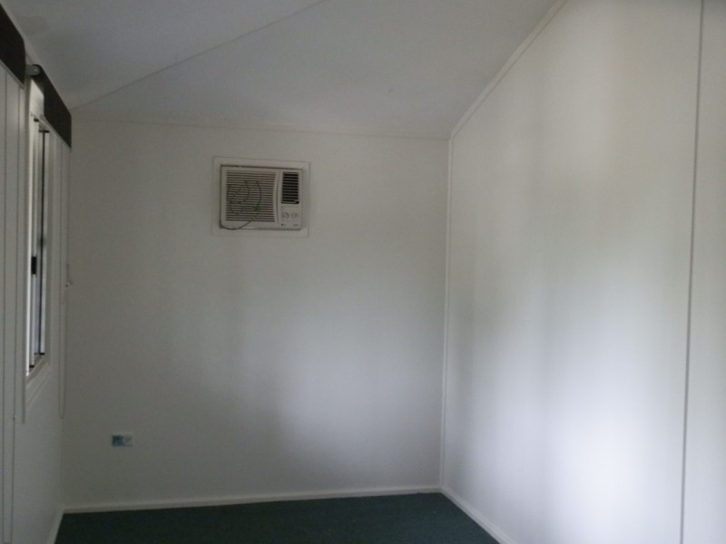 5 Edwards Place, Emerald QLD 4720