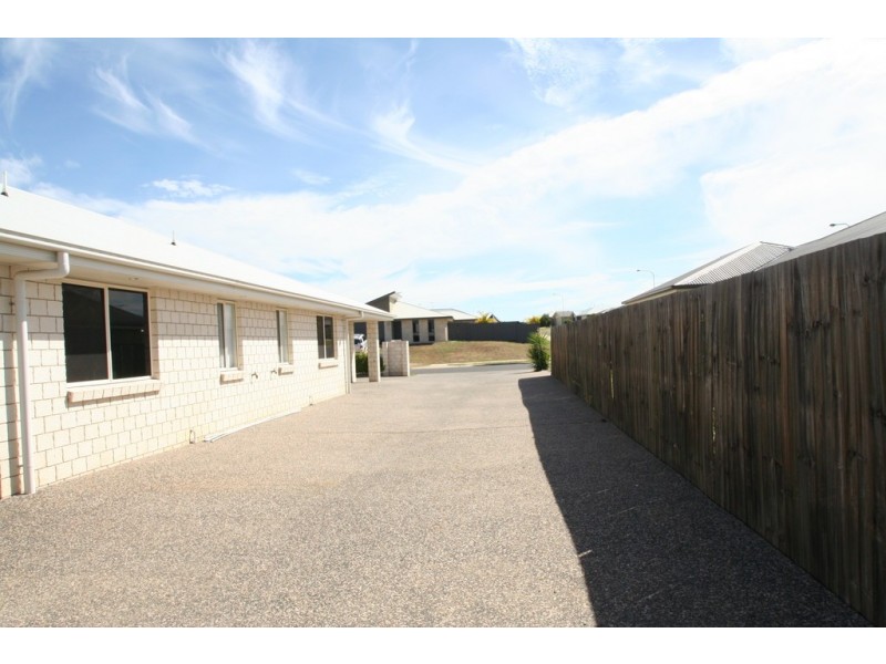 3/29 Scenic Drive, Emerald QLD 4720