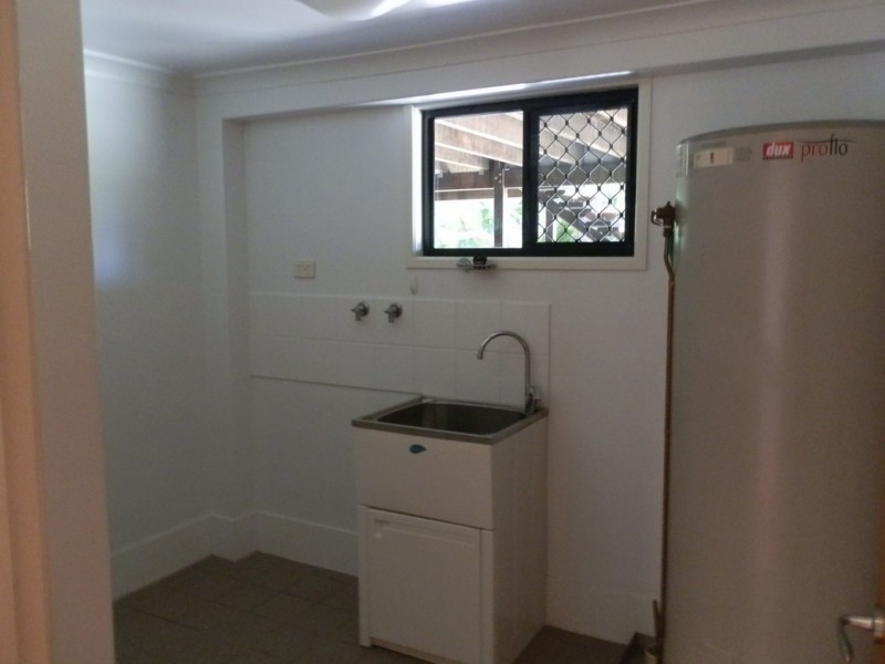 23 Centenary Drive, Emerald QLD 4720