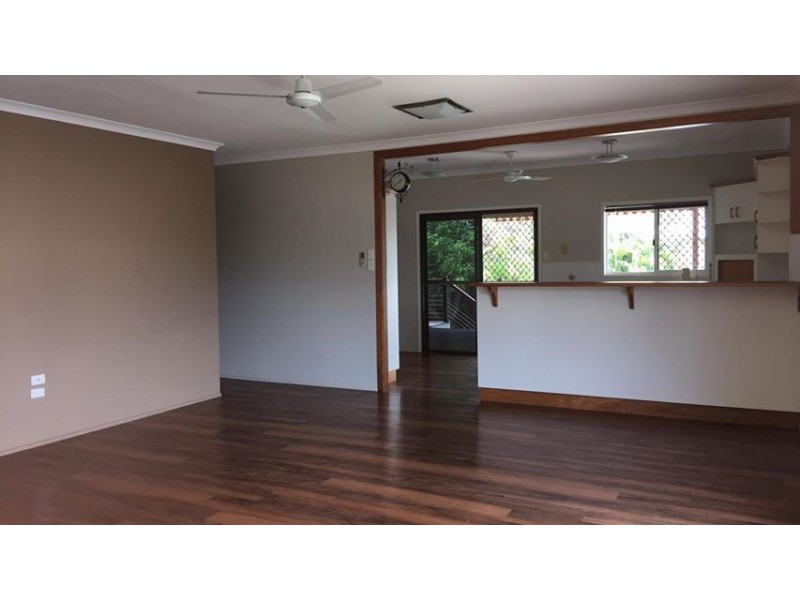 23 Centenary Drive, Emerald QLD 4720