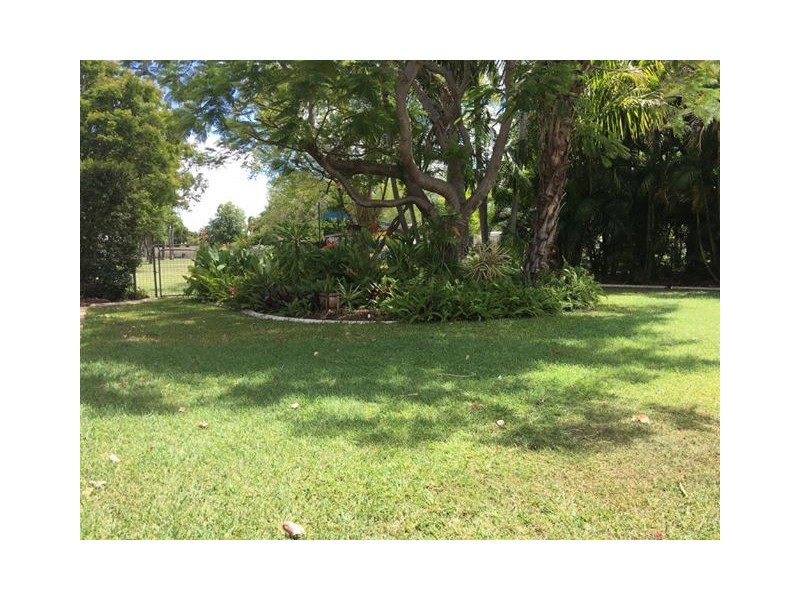 23 Centenary Drive, Emerald QLD 4720