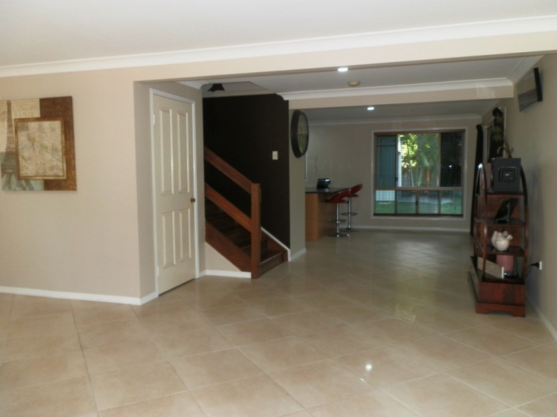 59 Theresa Street, Emerald QLD 4720