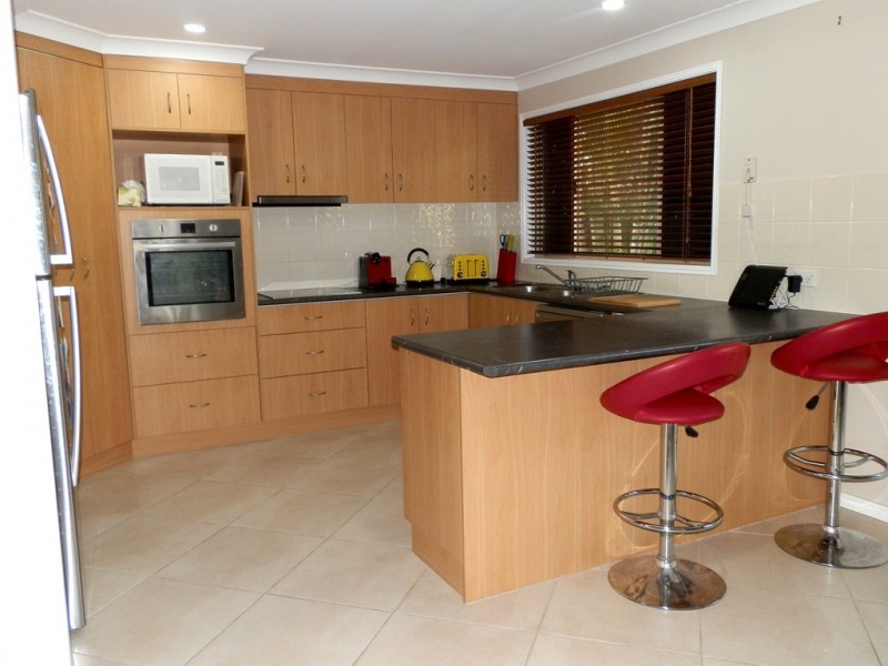 59 Theresa Street, Emerald QLD 4720