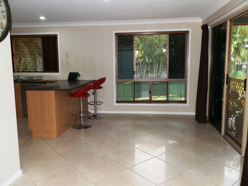 59 Theresa Street, Emerald QLD 4720