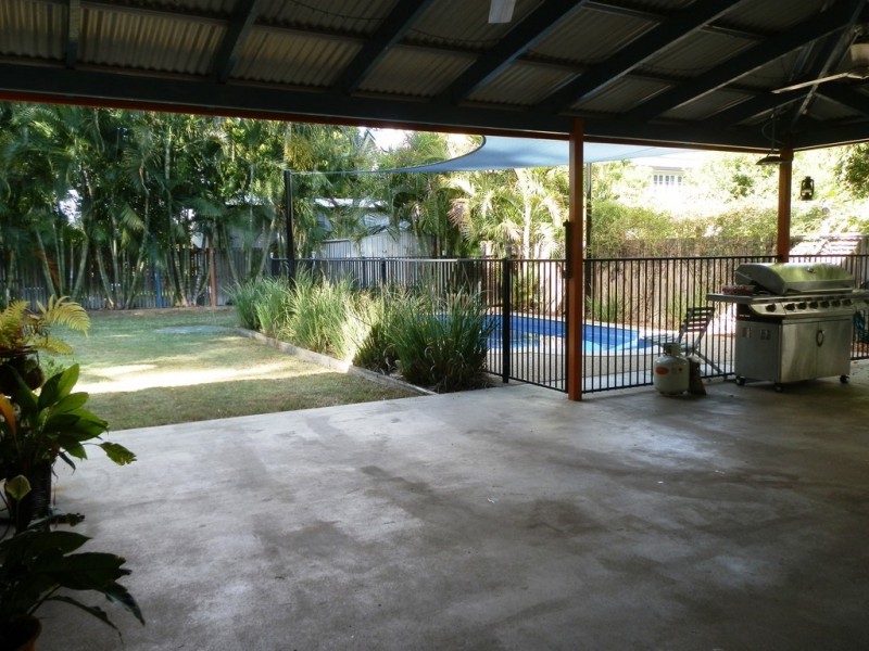 59 Theresa Street, Emerald QLD 4720