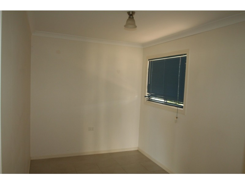 70 Baker Street, Emerald QLD 4720