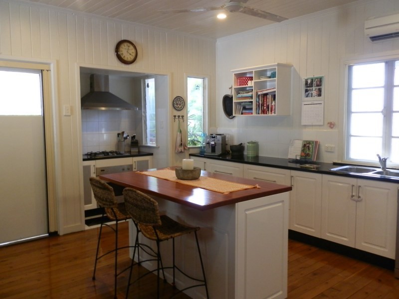 7 Caprice Court, Emerald QLD 4720