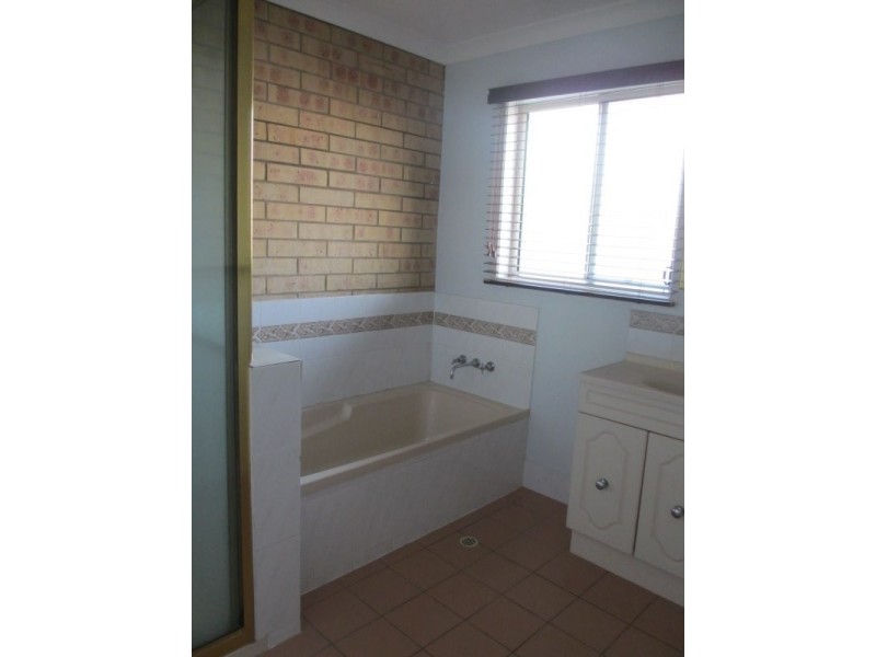 6/143 Egerton Street, Emerald QLD 4720