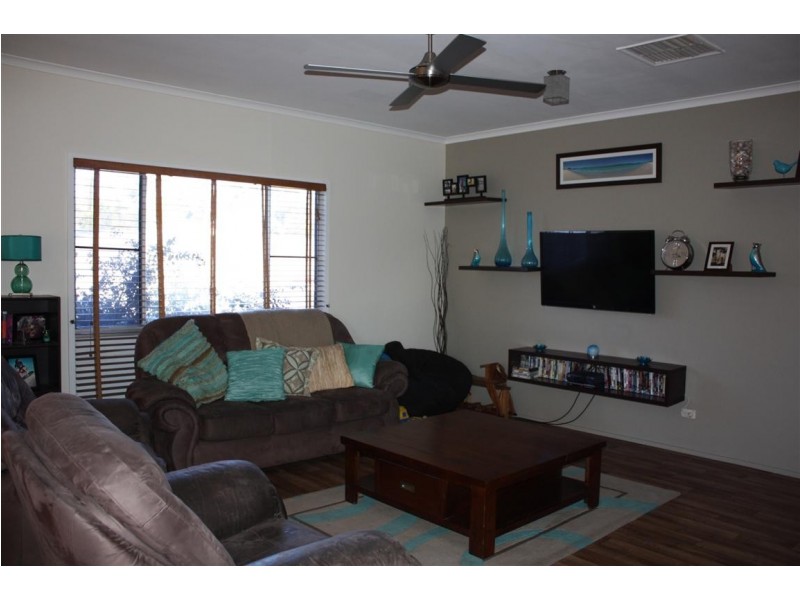 6 Bridgeman Street, Emerald QLD 4720