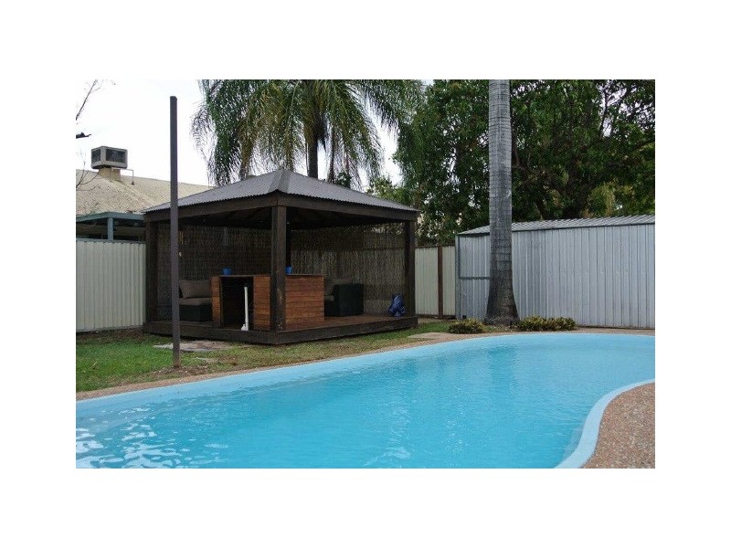 6 Bridgeman Street, Emerald QLD 4720