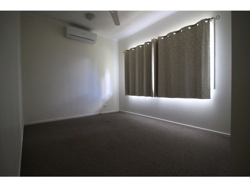 6 Colleen Avenue, Emerald QLD 4720