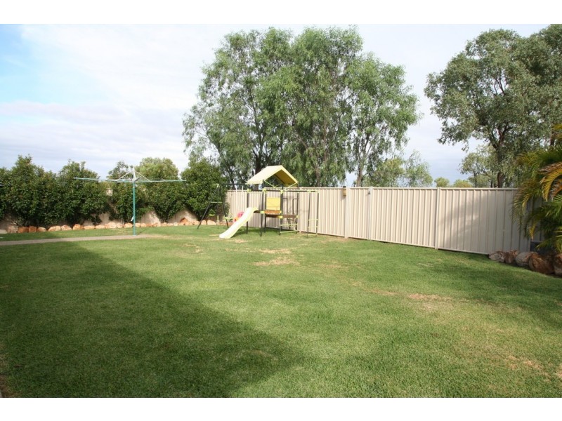 4 Stephan Street, Emerald QLD 4720